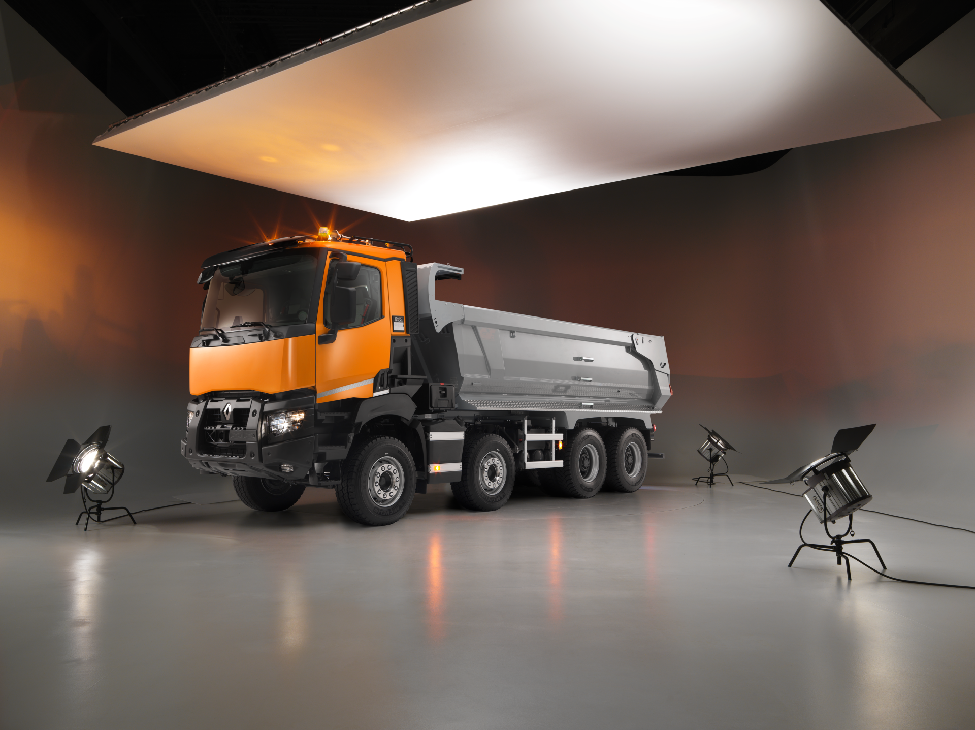 renault-trucks-gamme-k-en-studio